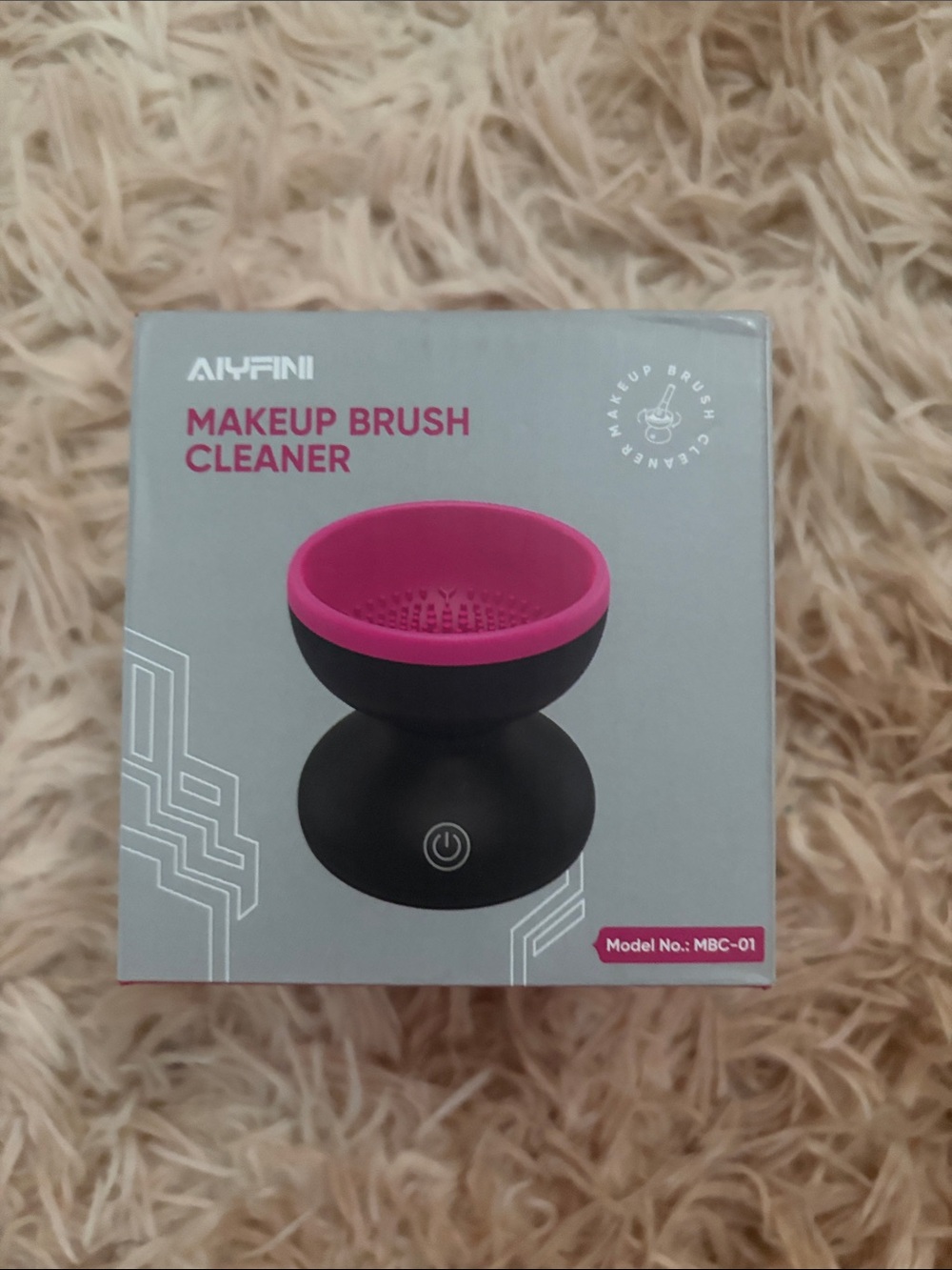 Pink & Black Portable Makeup Brush Cleaner